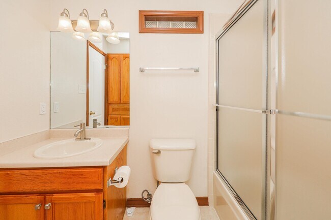 Building Photo - 407 Cinnamon Teal Loop