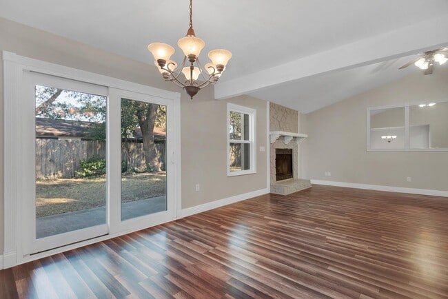 Building Photo - 266 Honeysuckle Way