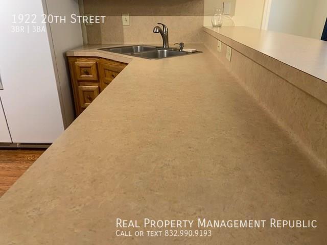 Building Photo - 1922 20th St