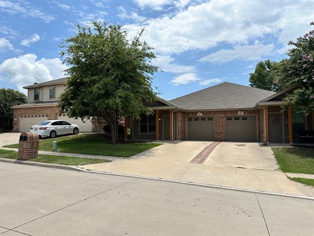 Building Photo - 383 Orbit Dr