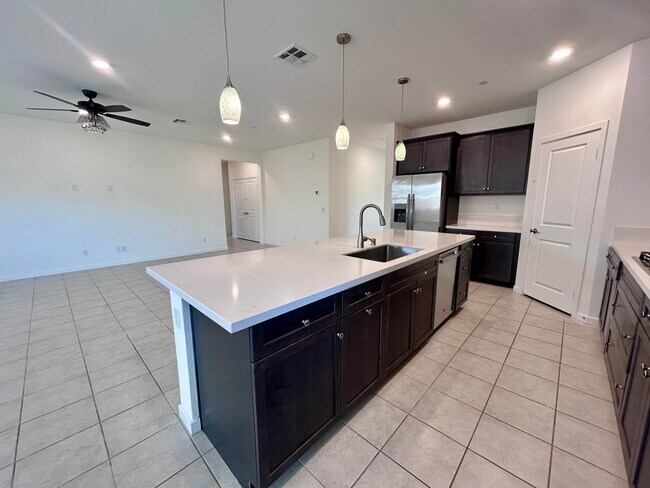 Building Photo - 40082 Catania Ct