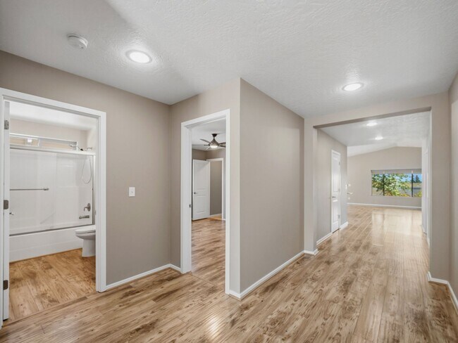 Building Photo - Spacious Unfurnished Home in Liberty Lake | Modern Living in a Prime Location
