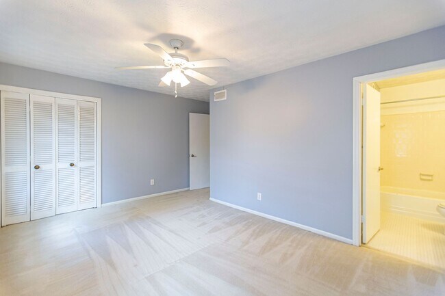 Building Photo - 2bd Townhome in the Heart of Tucker