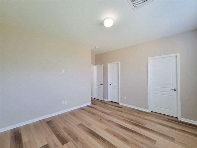 Building Photo - 6535 Dayridge Ln