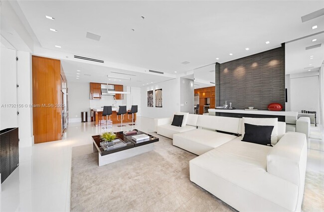 Building Photo - 9701 Collins Ave