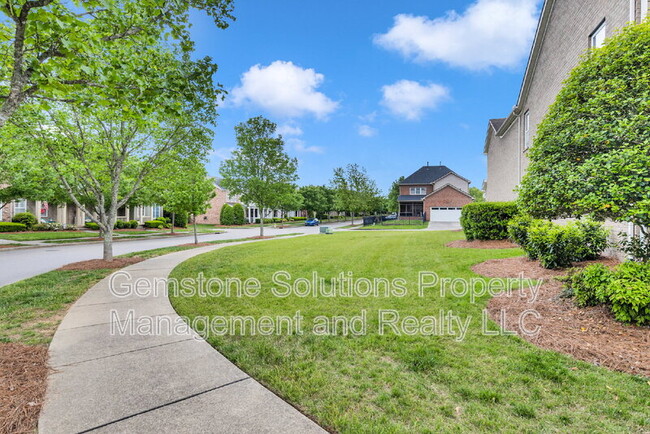 Building Photo - 301 Pennystone Cir