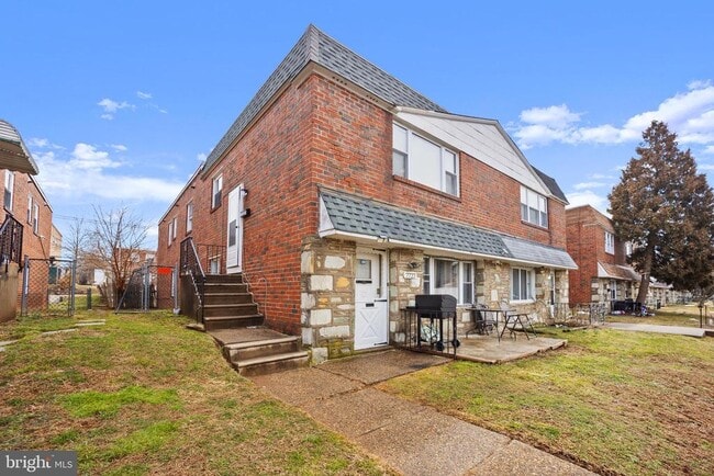 Building Photo - 7727 Langdon St