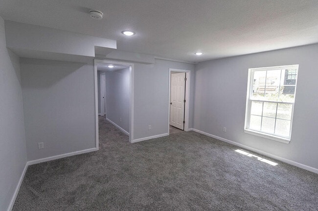 Building Photo - 5316 Godas Cir