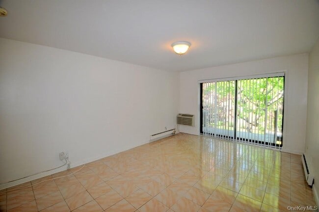 Building Photo - 119 Dehaven Dr