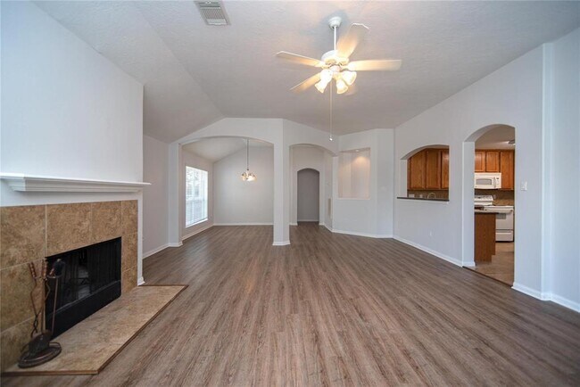 Building Photo - 13205 Enchanted Way