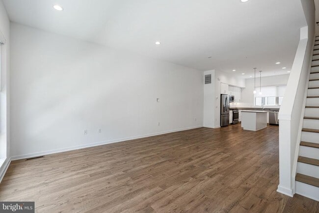 Building Photo - 3126 Pierview Ln