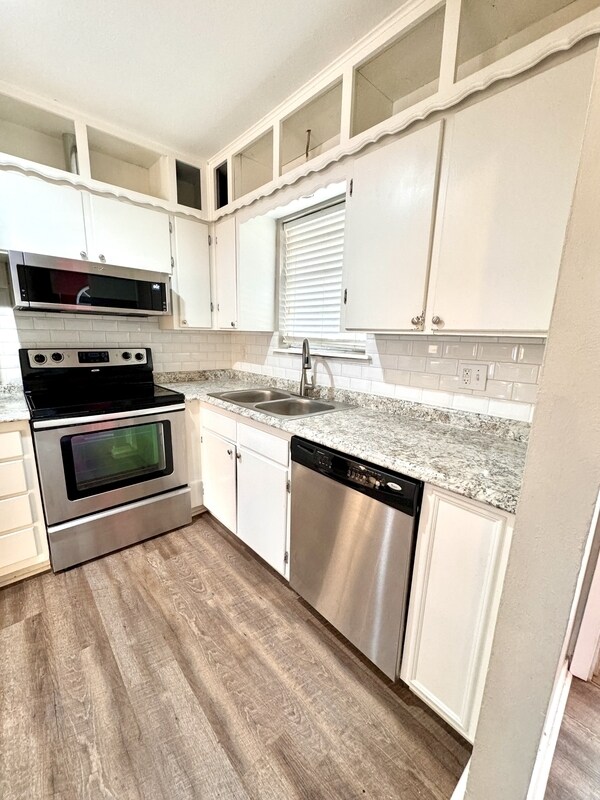 Building Photo - 5122 Fairway Blvd