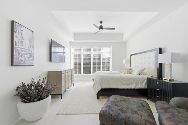 Building Photo - 2026 Hazel St