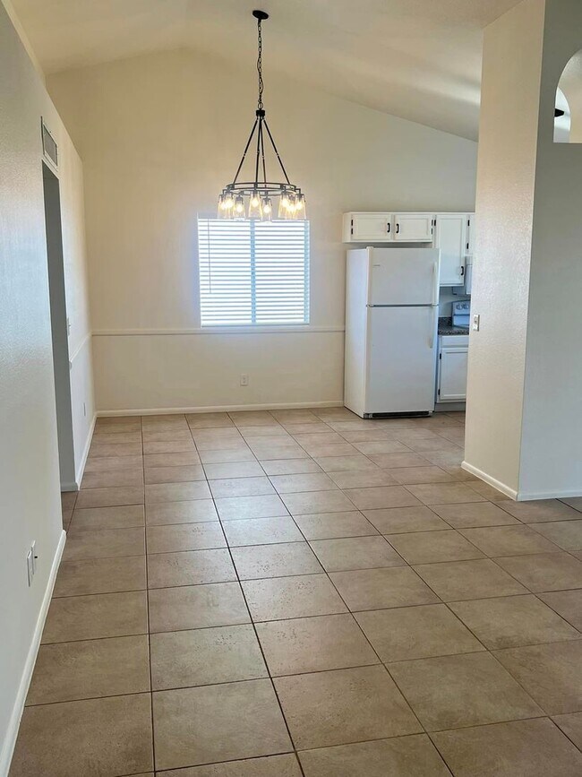 Building Photo - 3-bedroom , 2-bath remodeled home