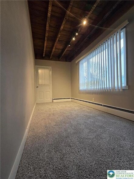 Building Photo - 505 Penn St