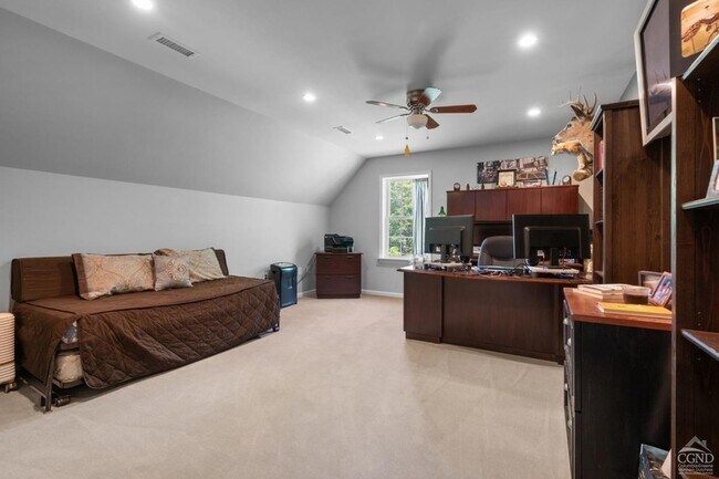 Building Photo - 174 Grove School Rd