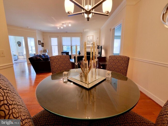 Building Photo - 213 Cornerstone Dr