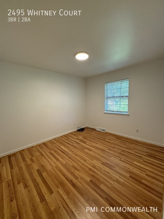 Building Photo - 2495 Whitney Ct