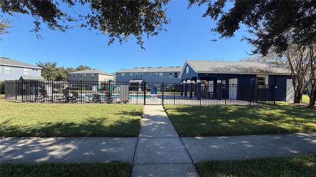 Building Photo - 1941 Brancaster Cir
