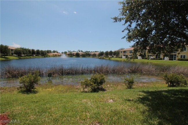 Building Photo - 1370 Mariposa Cir