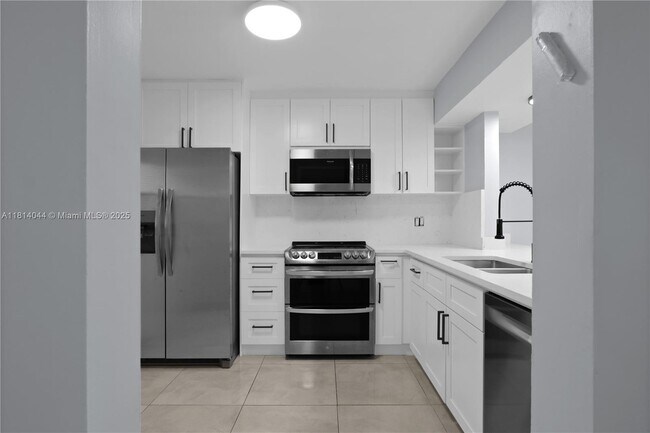 Building Photo - 4100 N 58th Ave