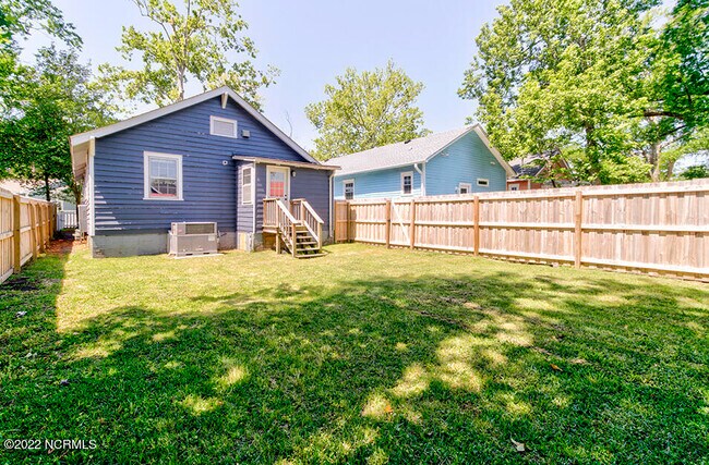 Building Photo - 2029 Wrightsville Ave