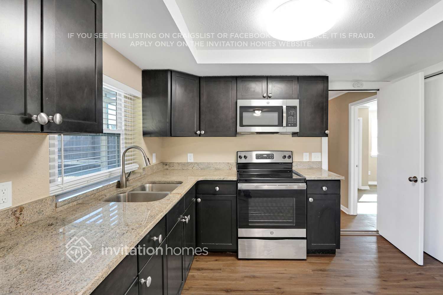 Building Photo - 6231 Seabreeze Dr