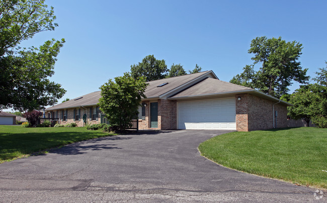 Building Photo - Chartwell Apartments