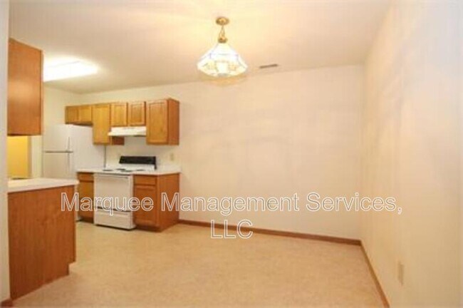 Building Photo - 119 W Windsor Ave