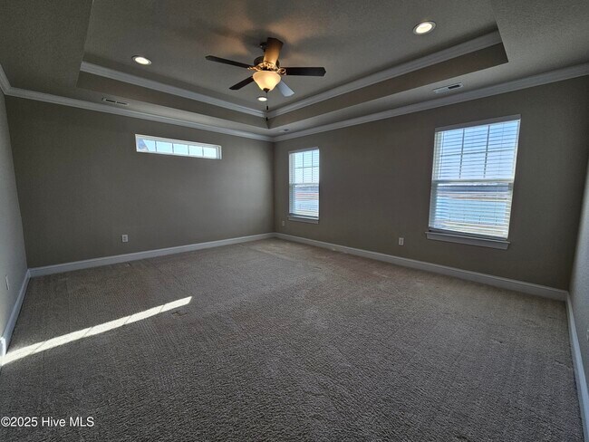 Building Photo - 204 Waterleigh Wy