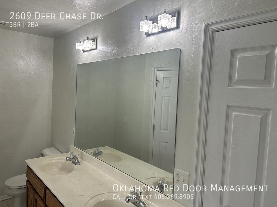Building Photo - 2609 Deer Chase Dr