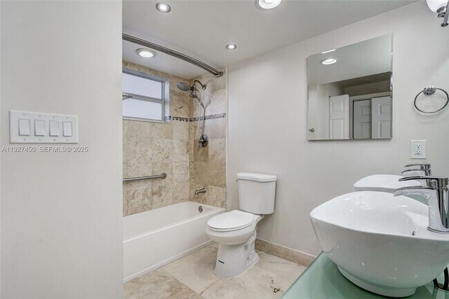 Building Photo - 121 Golden Isles Dr