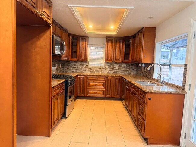 Building Photo - 19608 Runnymede St