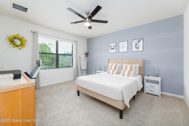 Building Photo - 843 Remington Green Dr SE
