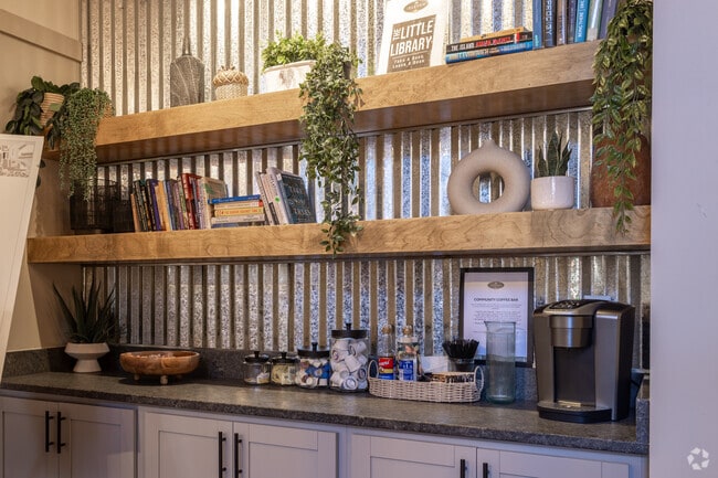 Lobby Photo - The Eleven