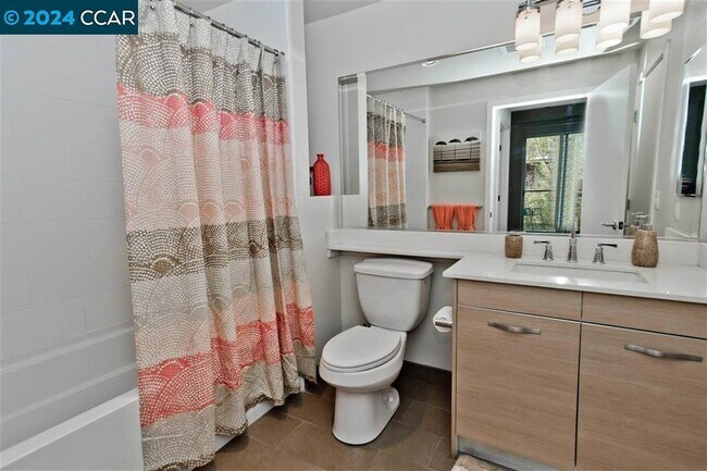 Building Photo - 555 Ygnacio Valley Rd