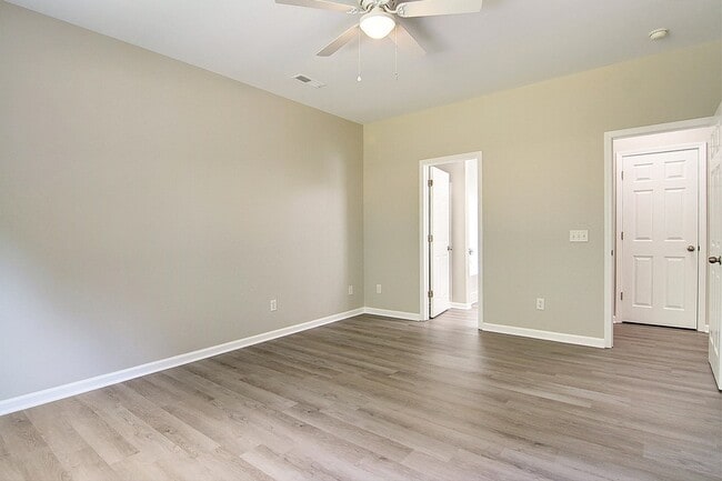 Building Photo - 1861 Cornsilk Dr