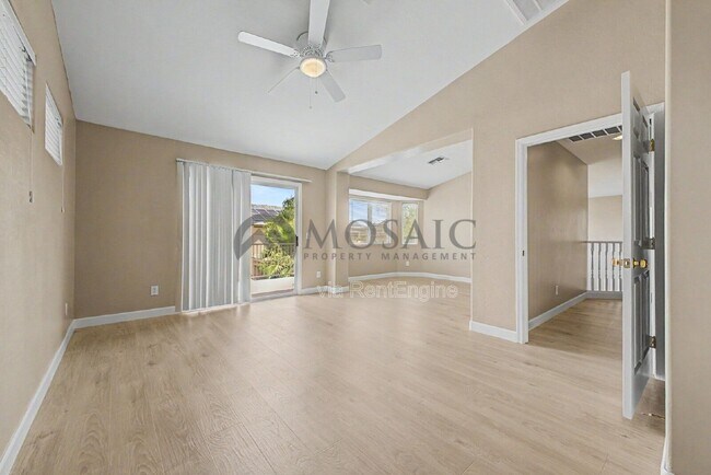 Building Photo - 3356 E Mayberry Ave