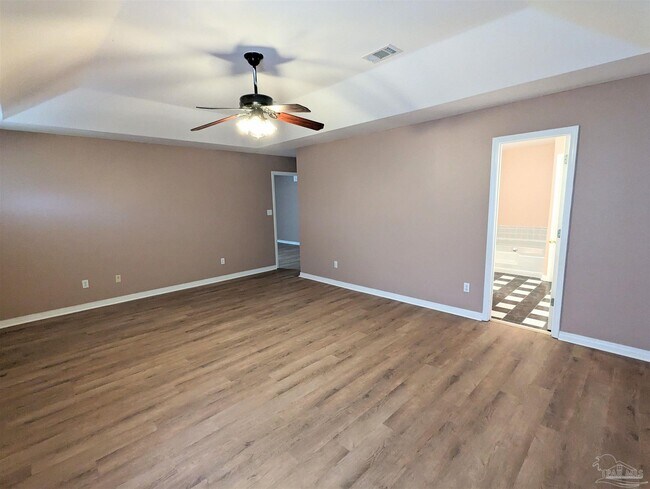 Building Photo - 7415 Lillie Ln
