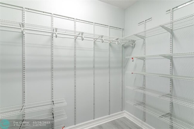 Building Photo - 8127 Rainforest Jasper Ln
