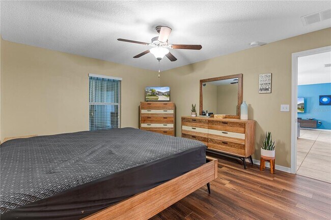 Building Photo - 17110 White Mangrove Dr