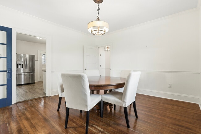 Building Photo - 1 Fox Hill Dr