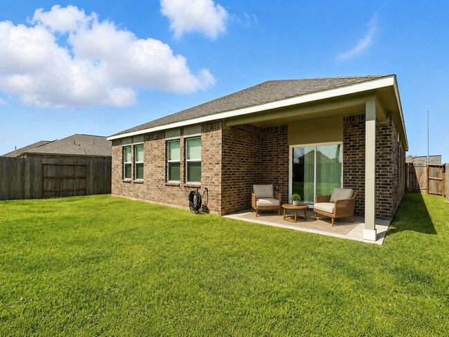 Building Photo - 5830 Capri Frst Dr