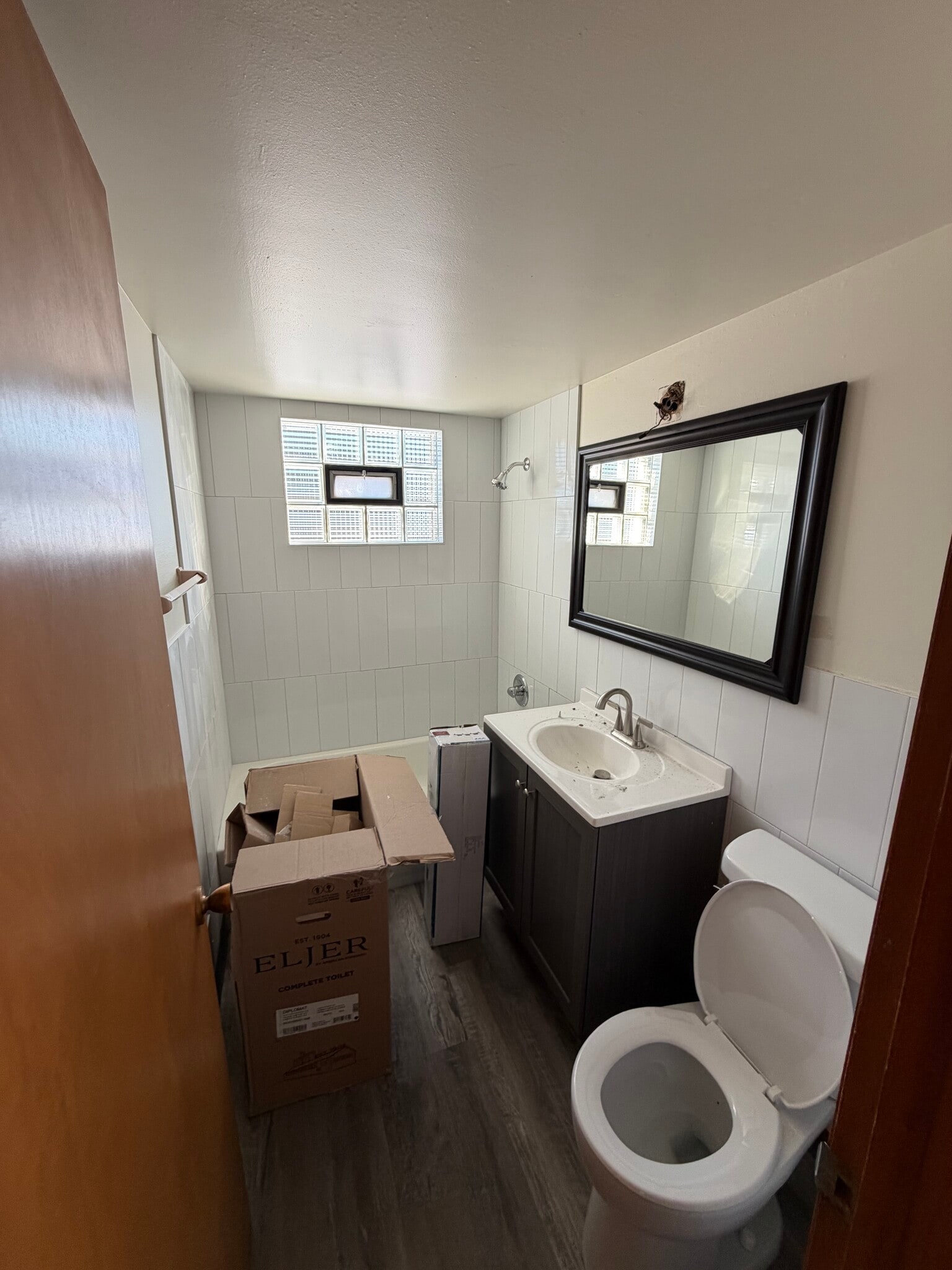 Building Photo - 5501 W Morgan Ave