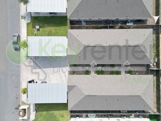 Building Photo - 3B/2B Gated Community, Awesome Price! - Edinburg TX