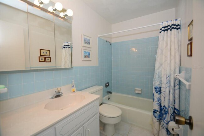 Building Photo - 47 Ocean Palm Villa S