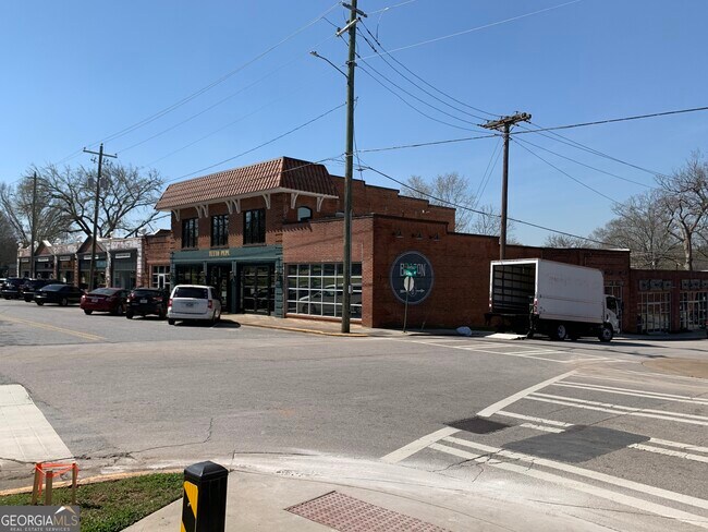 Building Photo - 705 Jefferson St