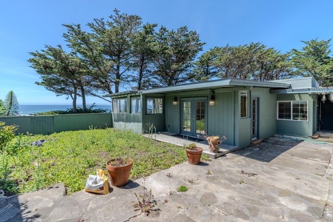 Building Photo - 401 Griffin Ave