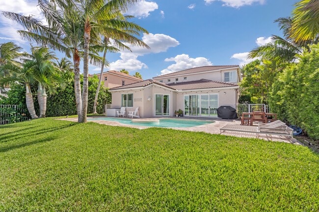 Building Photo - 5235 SW 171st Ave