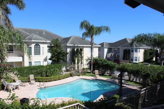 St. Antimo - 301 E Camellia Ave